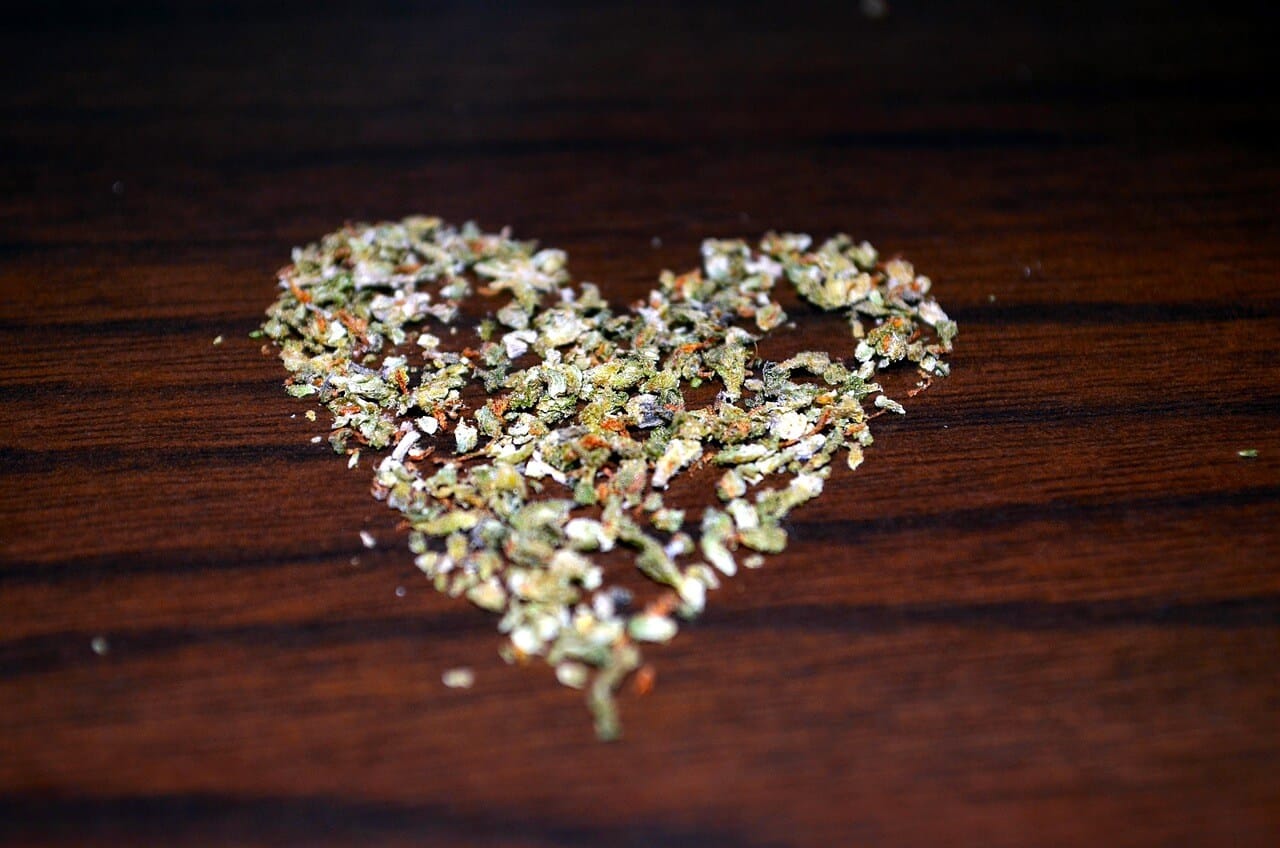 Cannabis in the form of heart symbolizing the health benefits of CBD